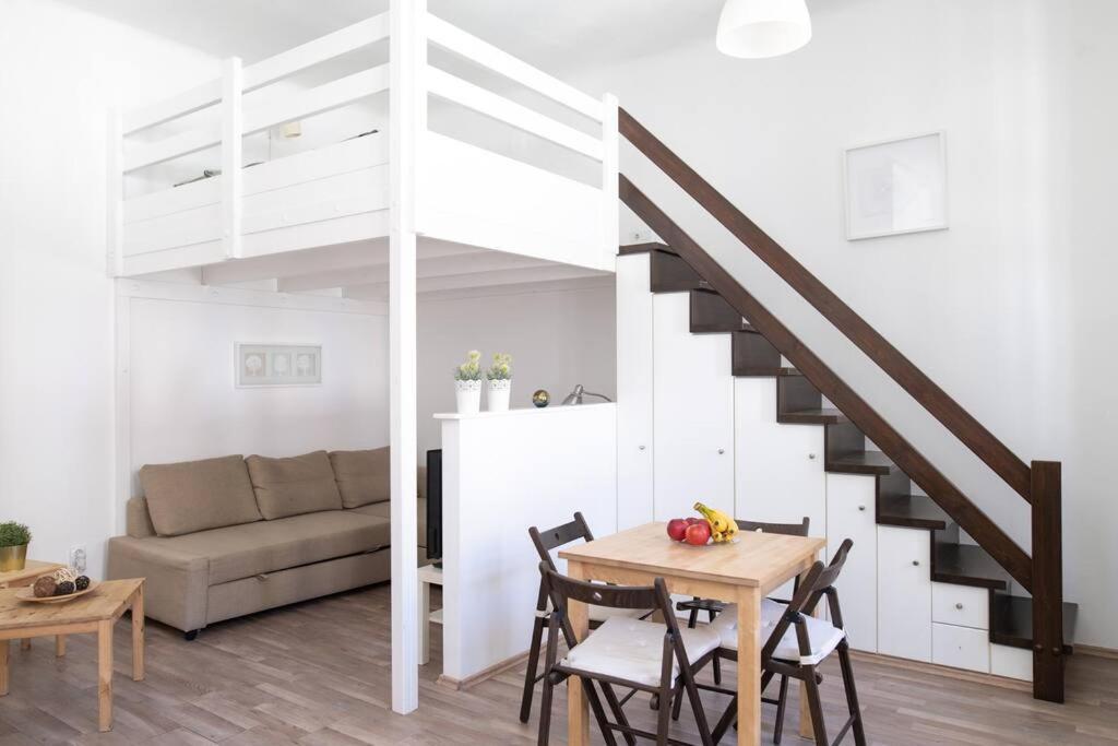 N28 Studio Next To Andrassy Boulevard. Budapešť Exteriér fotografie
